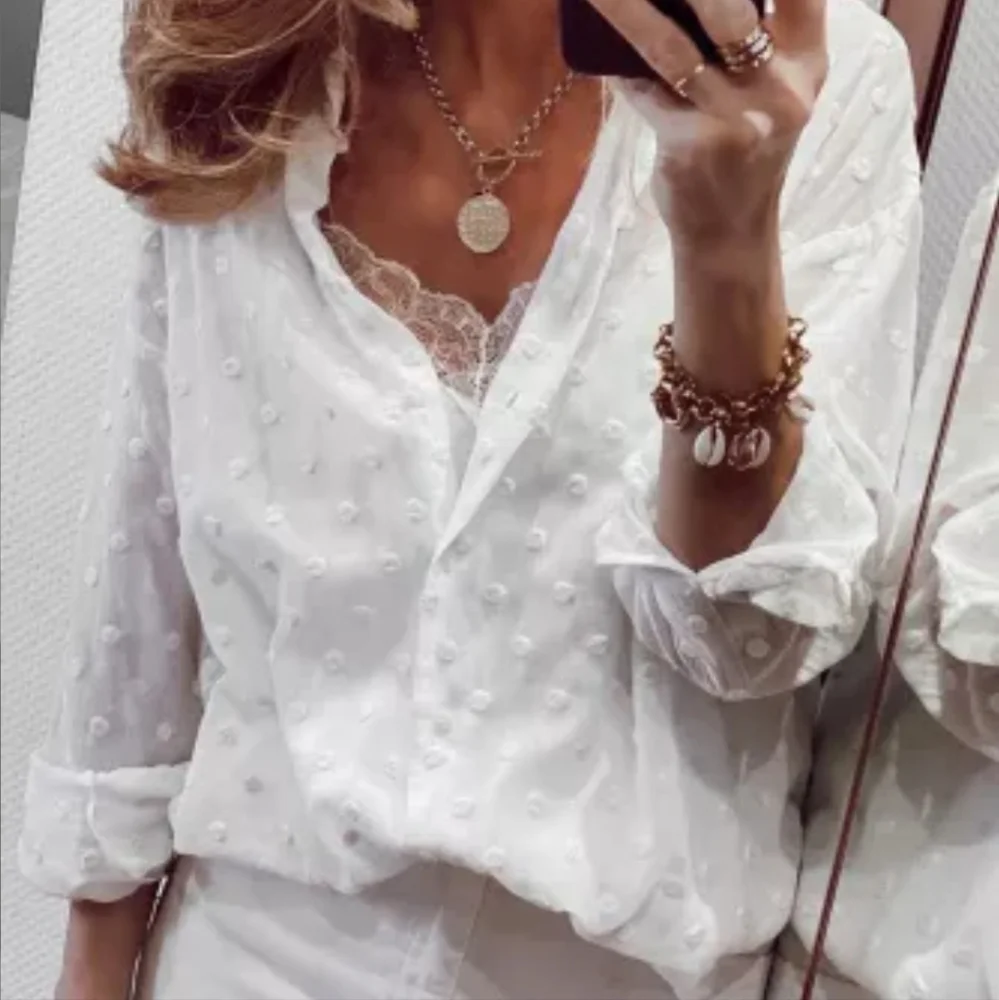 New long sleeved Swiss dot top - Picture 6 of 12